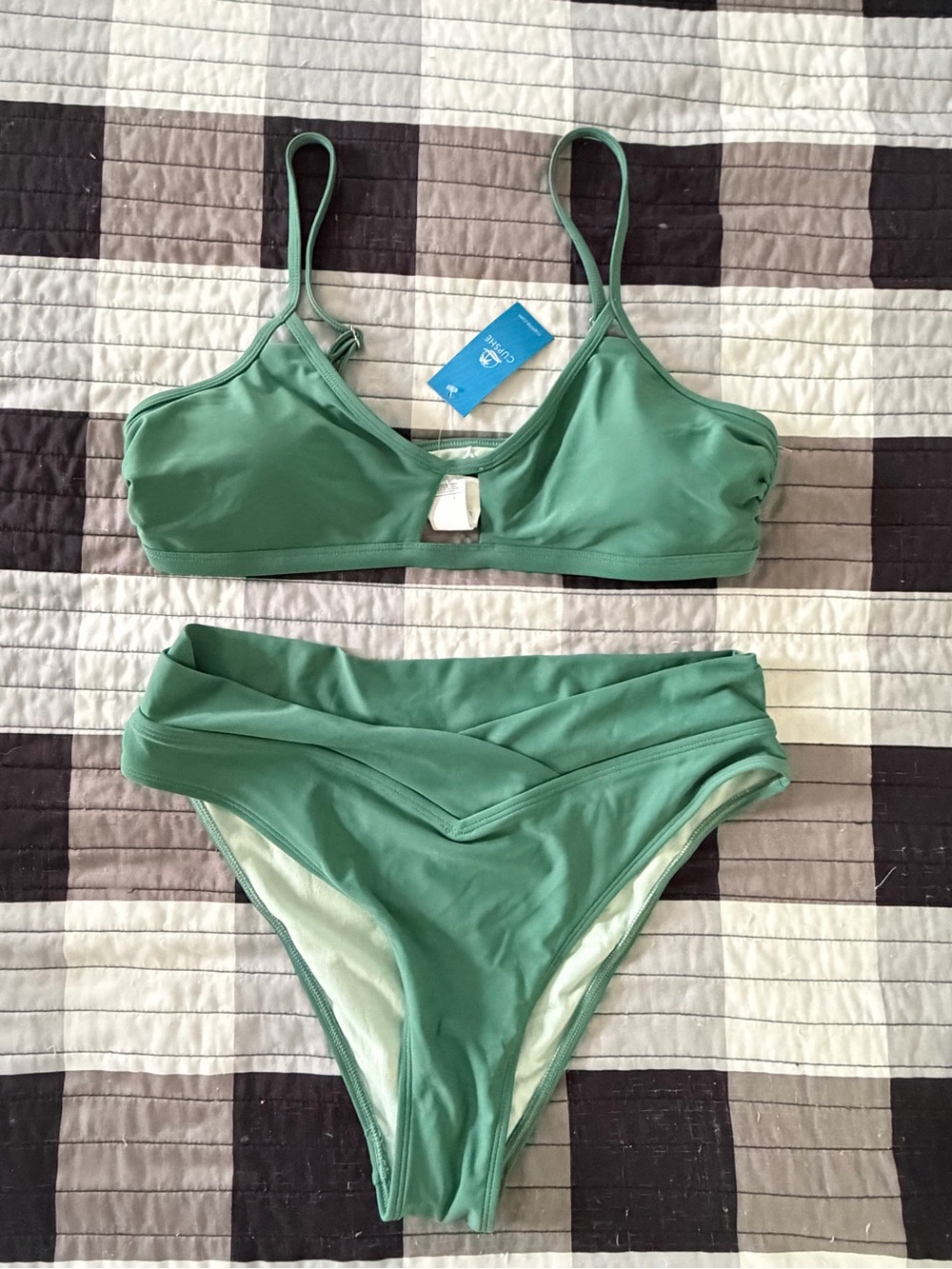 Cupshe NWT Sage Green High-Waist Bikini Set women’s size L